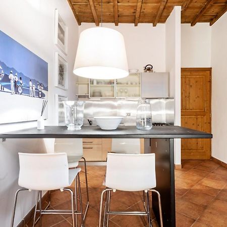 Palazzo Pitti & Boboli Comfortable Apartment Флоренція Екстер'єр фото