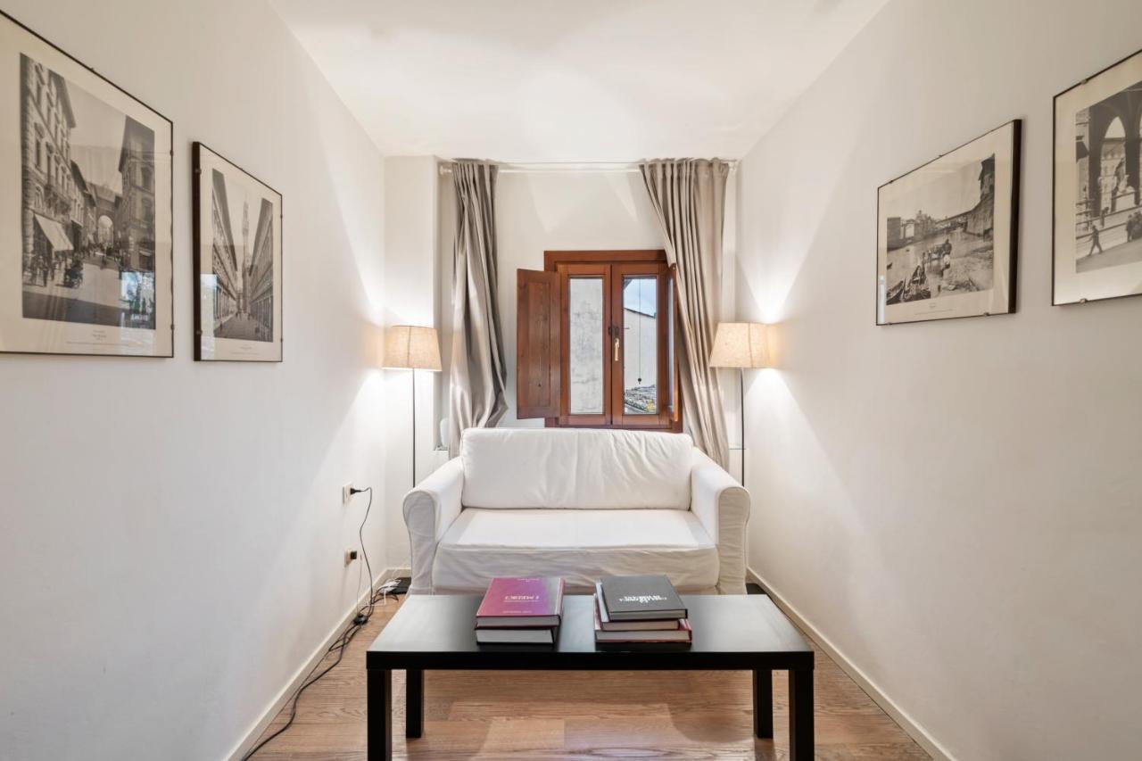 Palazzo Pitti & Boboli Comfortable Apartment Флоренція Екстер'єр фото